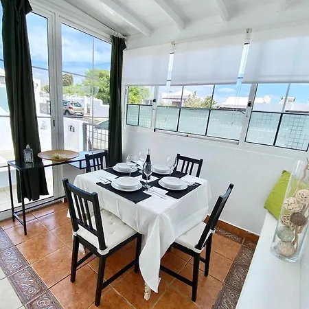 Cozy Apartement Διαμέρισμα Playa Honda (Lanzarote)